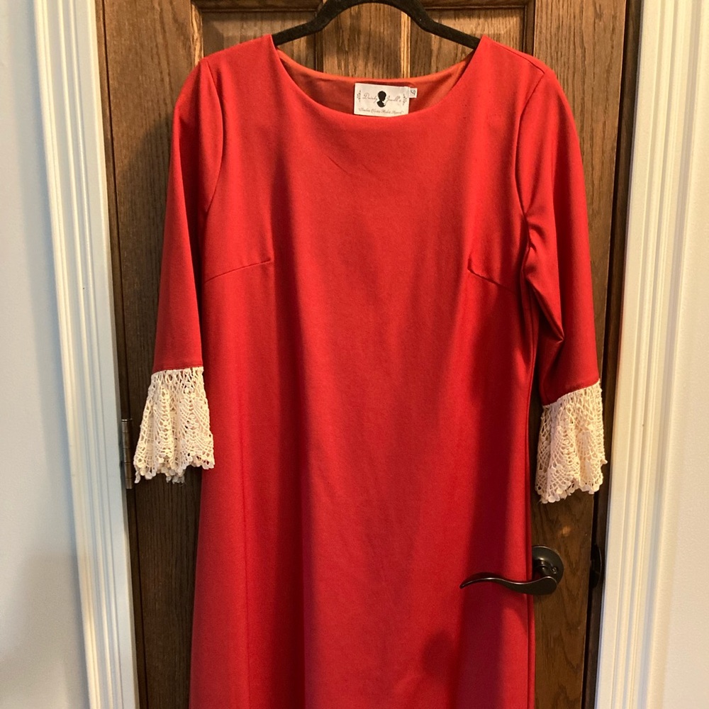Dainty Jewells Brand Midi Dress Size Large